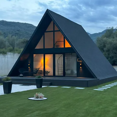 A-frame ξυλόκαστρο Katsoulaíika